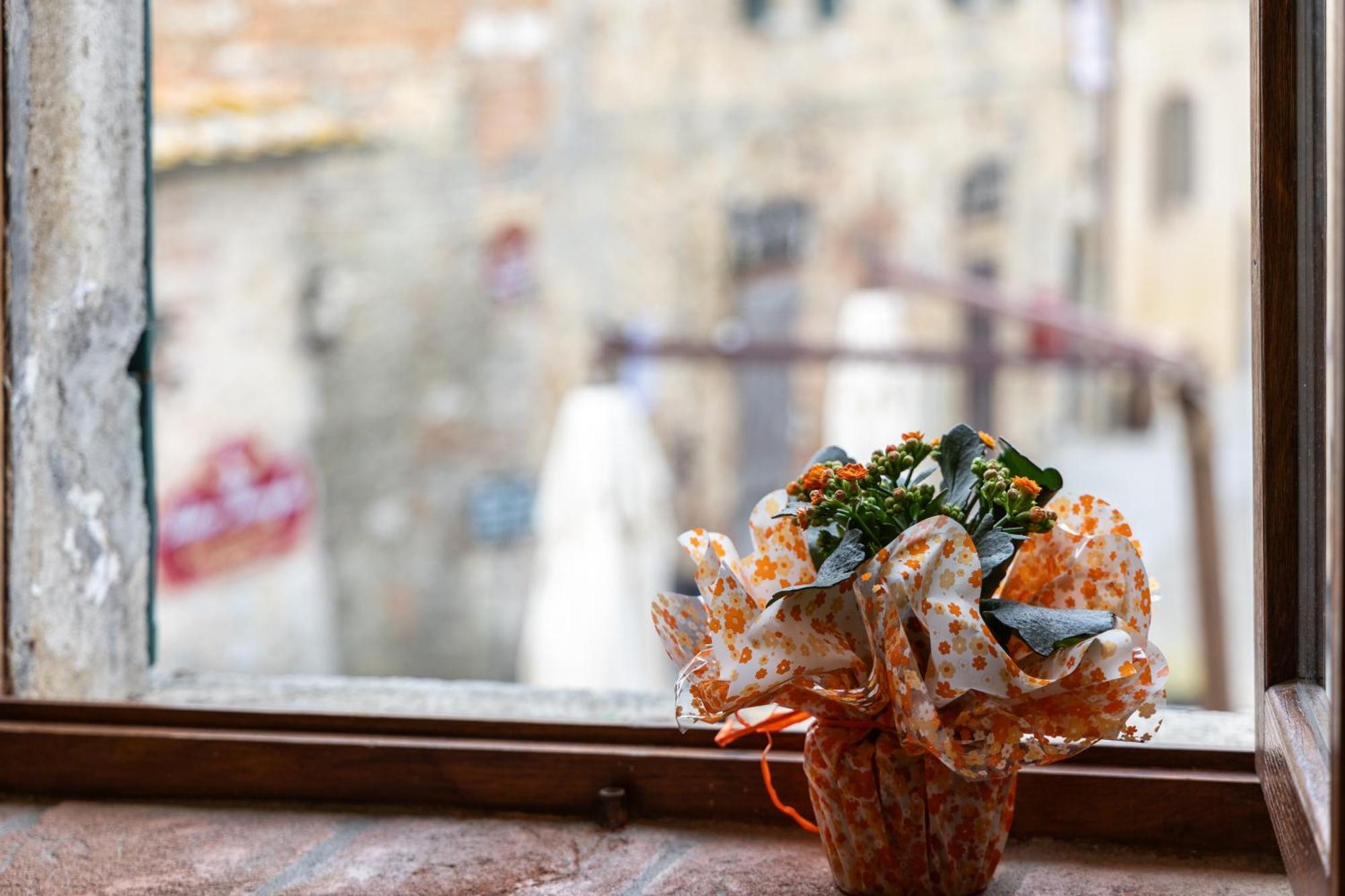 Sognare Nel Castello Hotel Monteriggioni Bagian luar foto